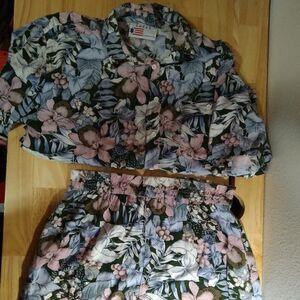 Vintage Amrav Floral Hawaiian Shirt & Shorts Set